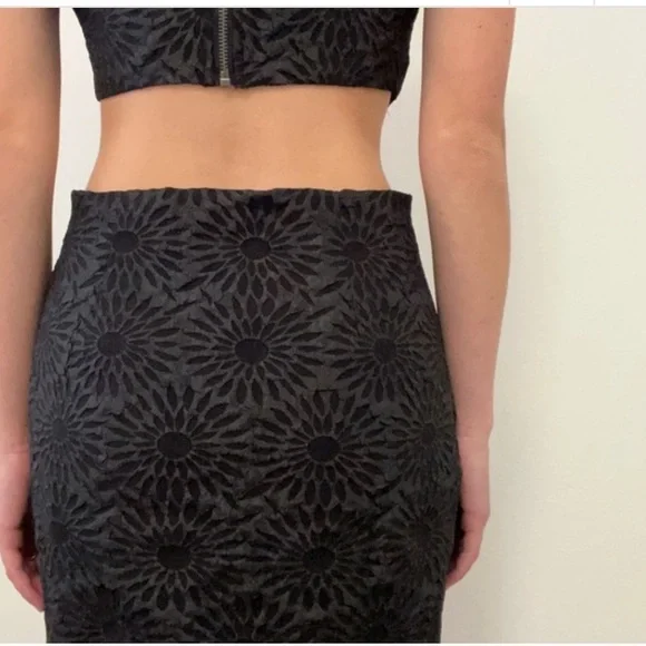 Princess Polly Naomi cut out mini dress -size 4 never worn homecoming dr… - Picture 2 of 4